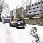Appartement 5 Min From Port - Free Private Parking - 1br
