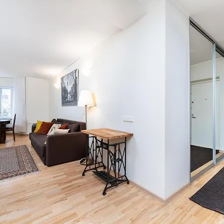 5 Min From Port - Free Private Parking - 1br Appartement *