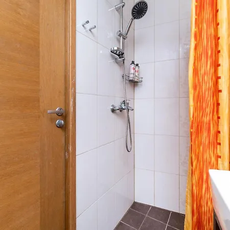 Apartmán 5 Min From Port - Free Private Parking - 1br Tallinn