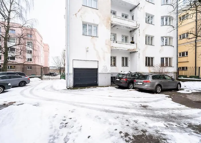 Appartement 5 Min From Port - Free Private Parking - 1br