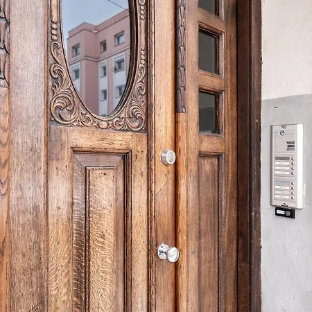 5 Min From Port - Free Private Parking - 1br アパート